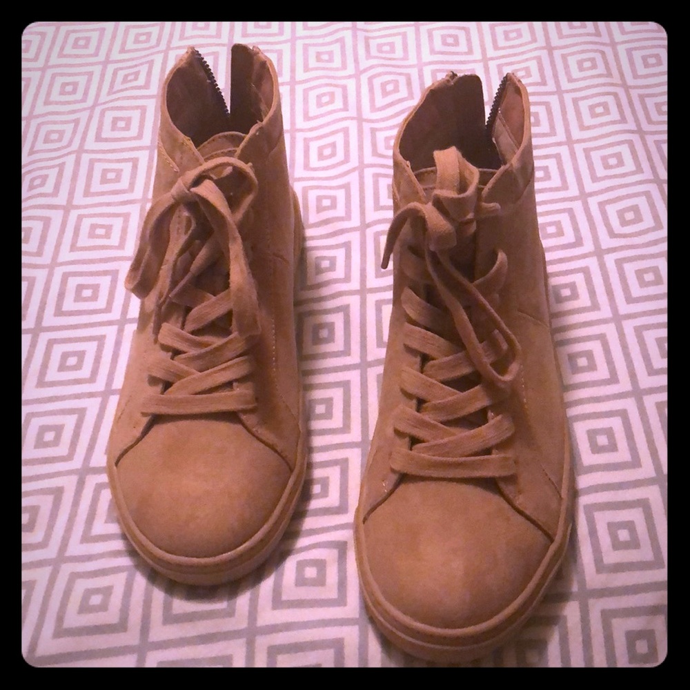 Never worn